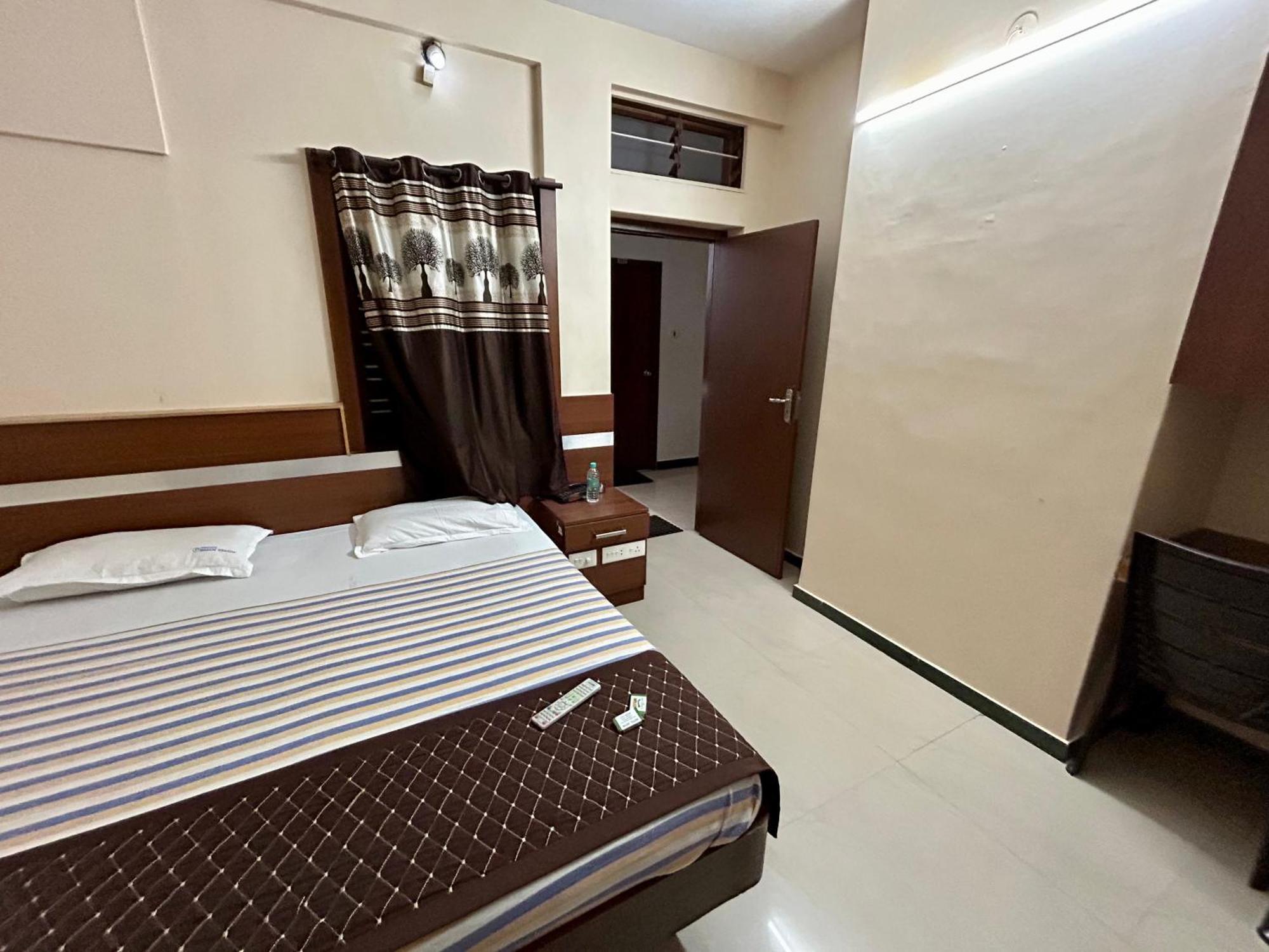 Hotel Jothi Coimbatore Luaran gambar